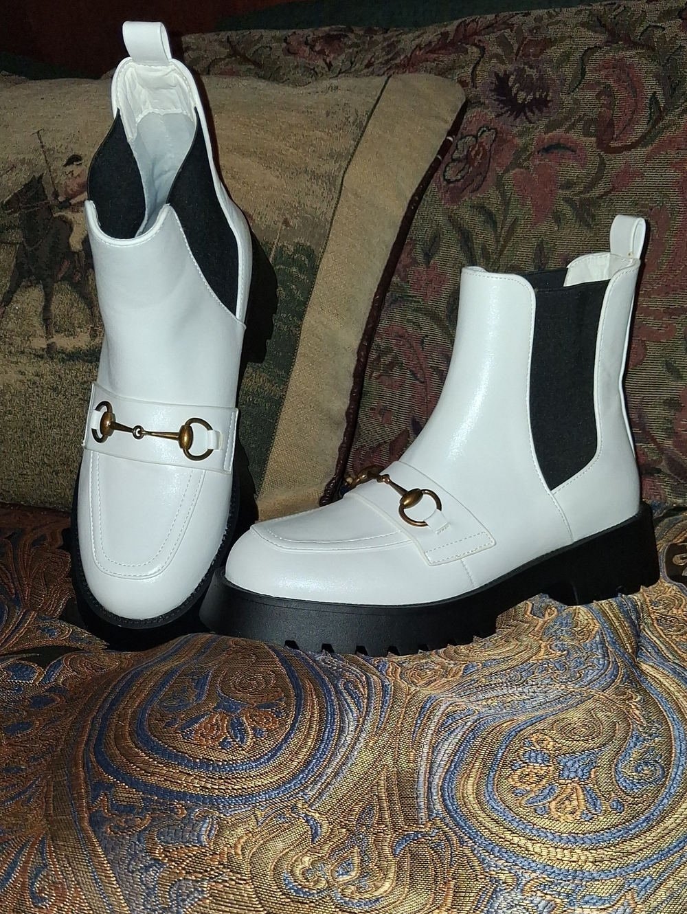 WHITE ANKLE Boots